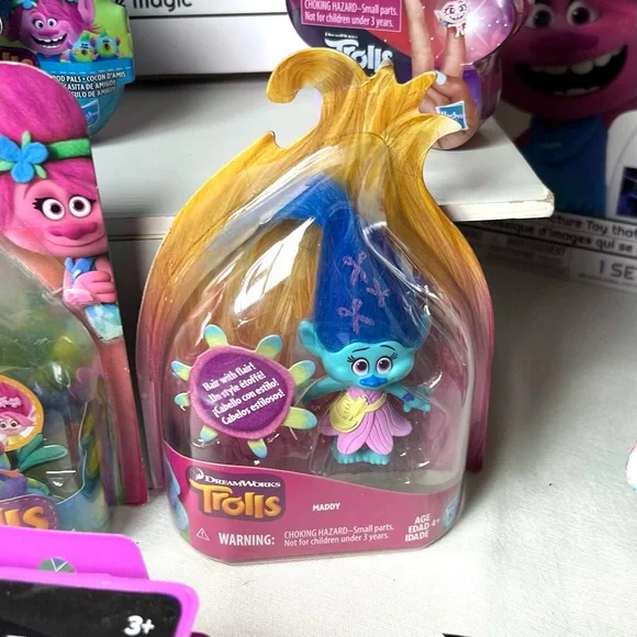 THE TROLLS 2 WORLD TOUR COLLECTION GIFT SET - Picture 6 of 16